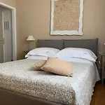 White House Luxury Hospitality 4* 올비아
