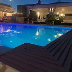 White House Luxury Hospitality 4*