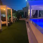 White House Luxury Hospitality 4*