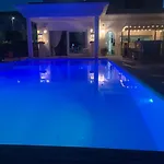 White House Luxury Hospitality 4*