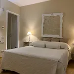 White House Luxury Hospitality 4*