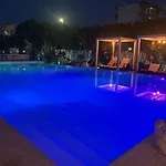 White House Luxury Hospitality 4* 올비아