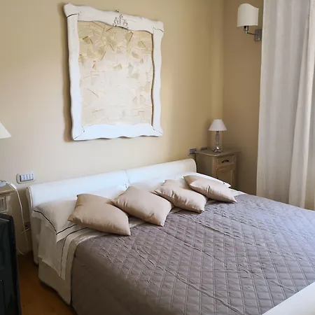Guest house White House Luxury Hospitality