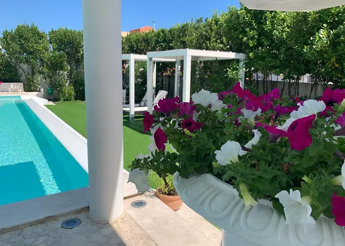 בית הארחה White House Luxury Hospitality