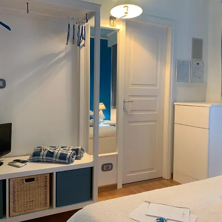 White House Luxury Hospitality Όλμπια