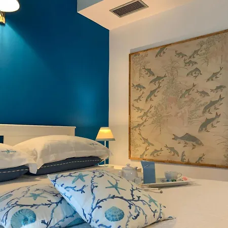 Πανσιόν White House Luxury Hospitality