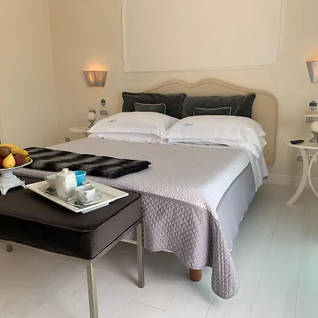 White House Luxury Hospitality 4* Olbia