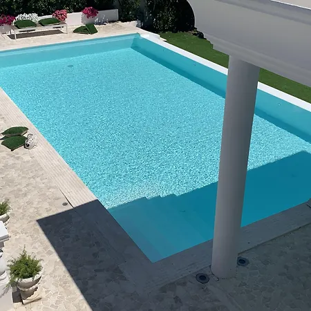 White House Luxury Hospitality Konukevi