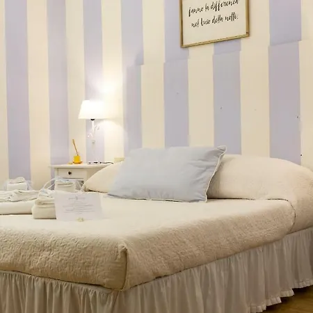 Πανσιόν White House Luxury Hospitality Όλμπια