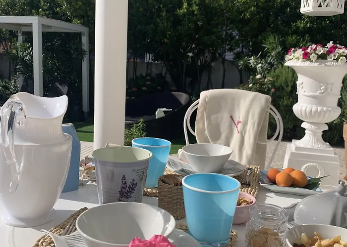 White House Luxury Hospitality 4* أولبيا